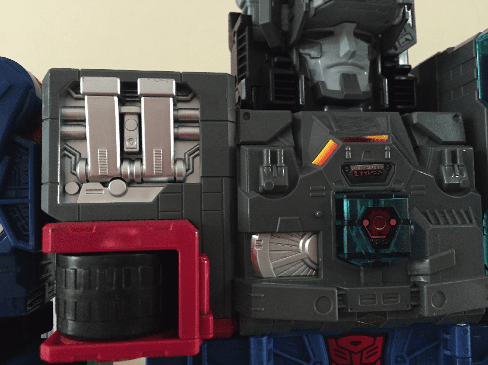 Robot mode (Fortress Maximus with stickers) - marcusgohmarcusgoh