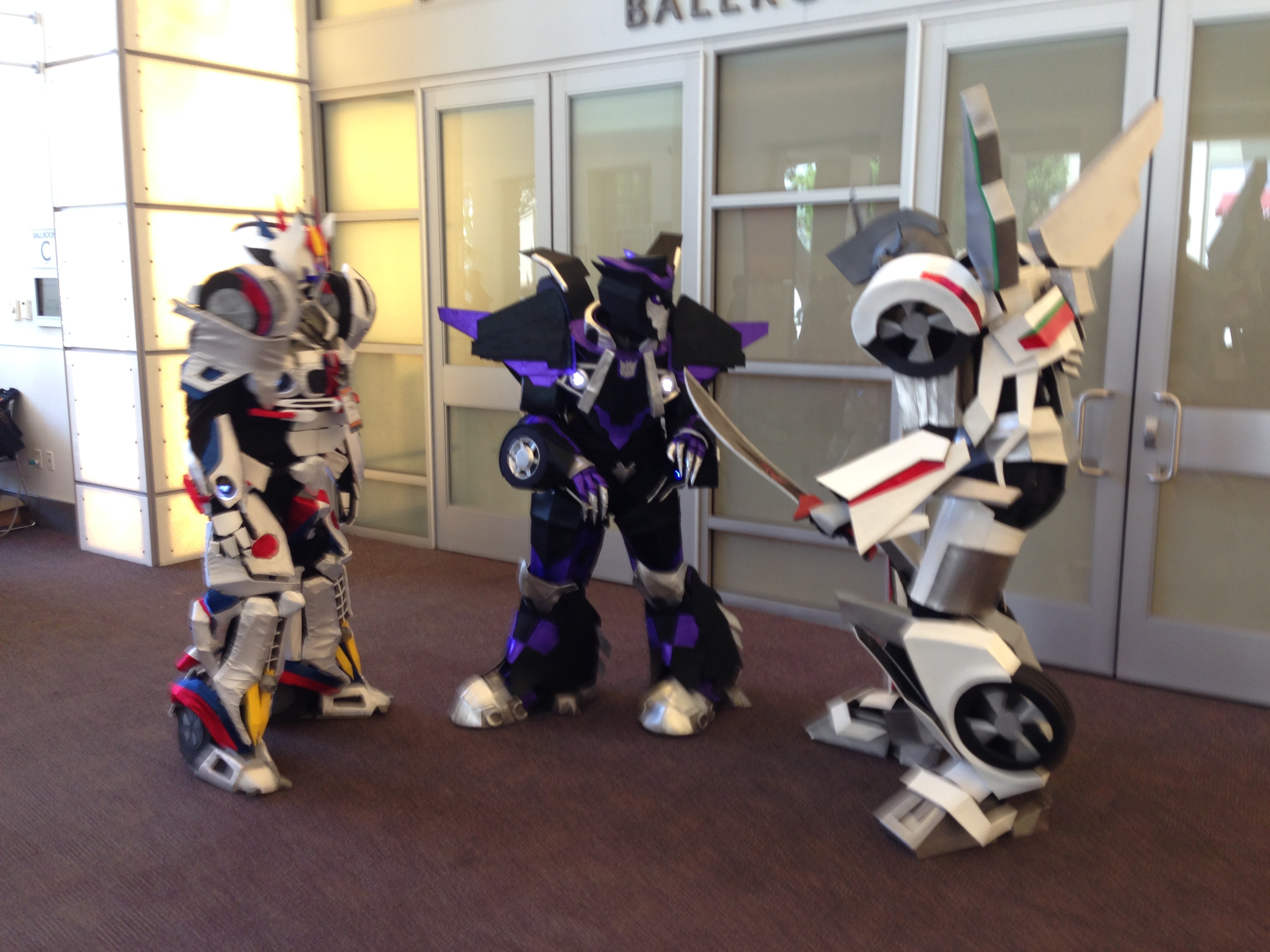 Battle of the Cosplayers. (Botcon Day 3)