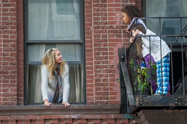 Colleen Hannigan (Cameron Diaz) talks to Annie. (Yahoo Singapore)