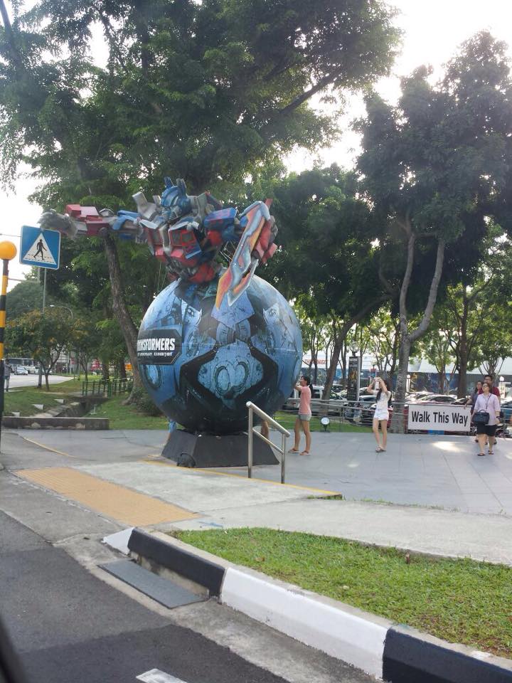 Megatron statue. (Transformers 30th Anniversary Exhibition)
