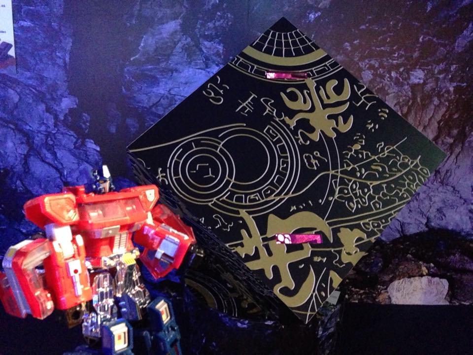 Prime and the AllSpark. (Transformers 30th Anniversary Exhibition)