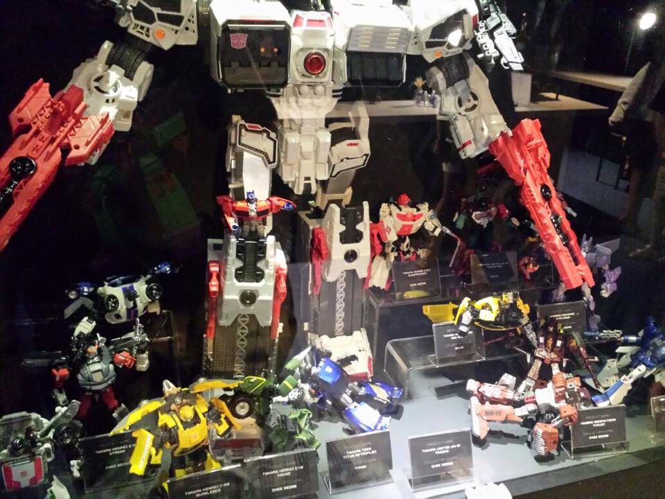Toys on display. (Transformers 30th Anniversary Exhibition)