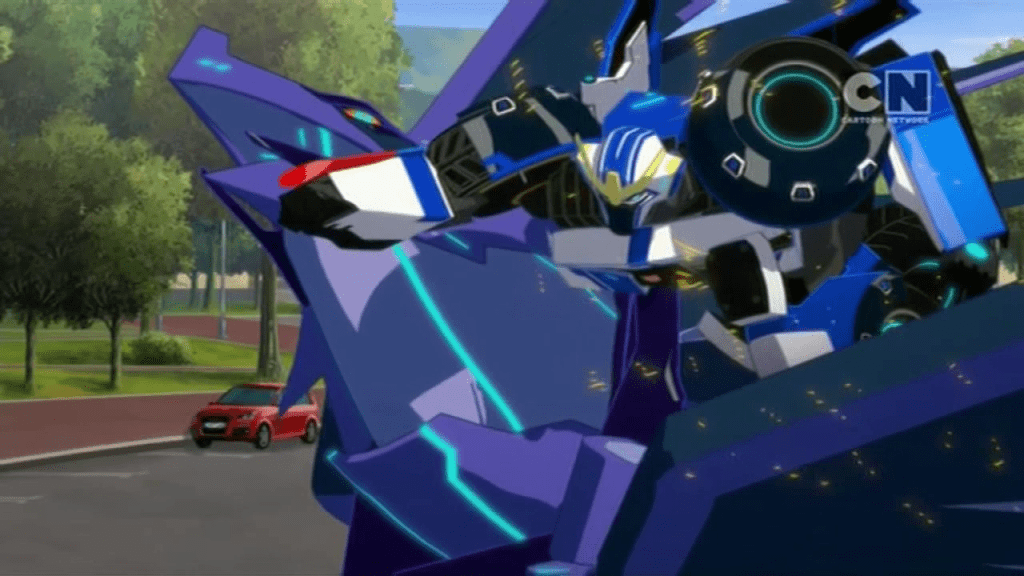 Strongarm's moment of awesome! (“Collect 'Em All” - Transformers: Robots in Disguise S01E0)