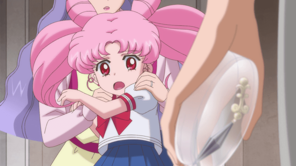 Chibiusa fears the Black Crystal Earring. ("Invasion –Sailor Venus–" - Sailor Moon Crystal S01E18)