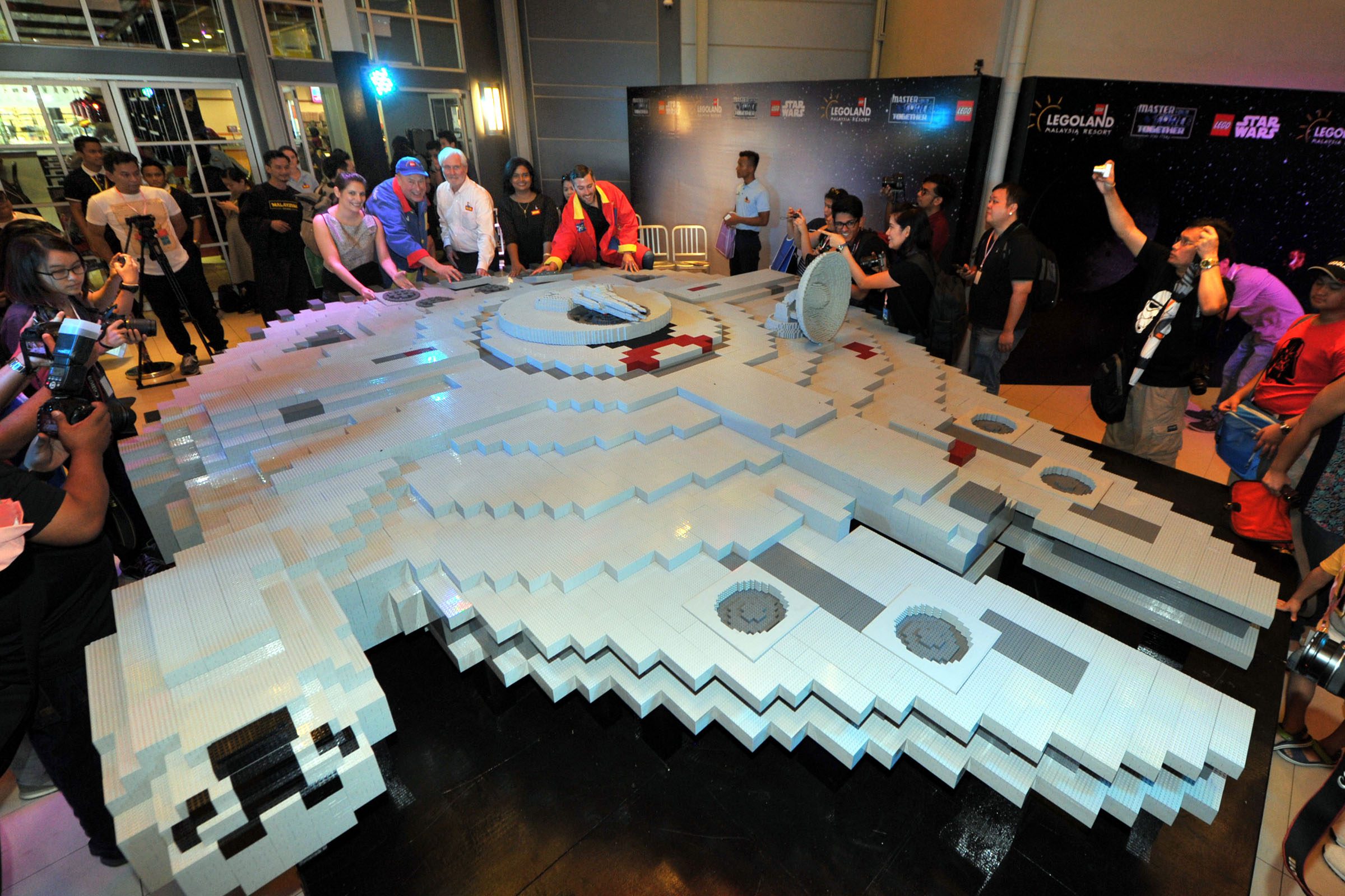 The Millennium Falcon is now ready to take flight. (Legoland Malaysia)