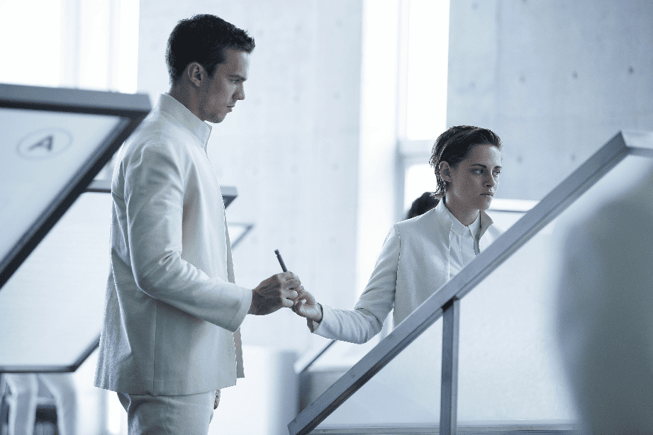 The beginning of love in "Equals." (Shaw Organisation)