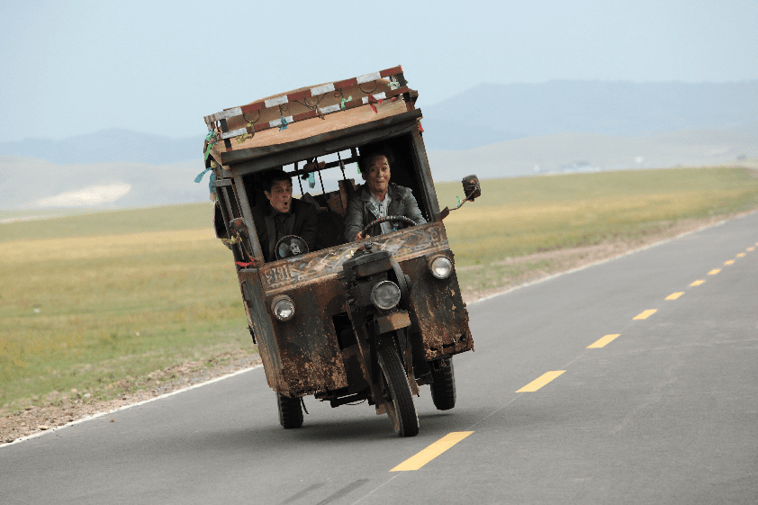 Driving you crazy in "Skiptrace." (Shaw Organisation)