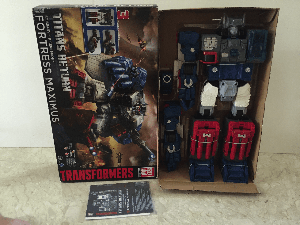 Packaging. (Fortress Maximus)