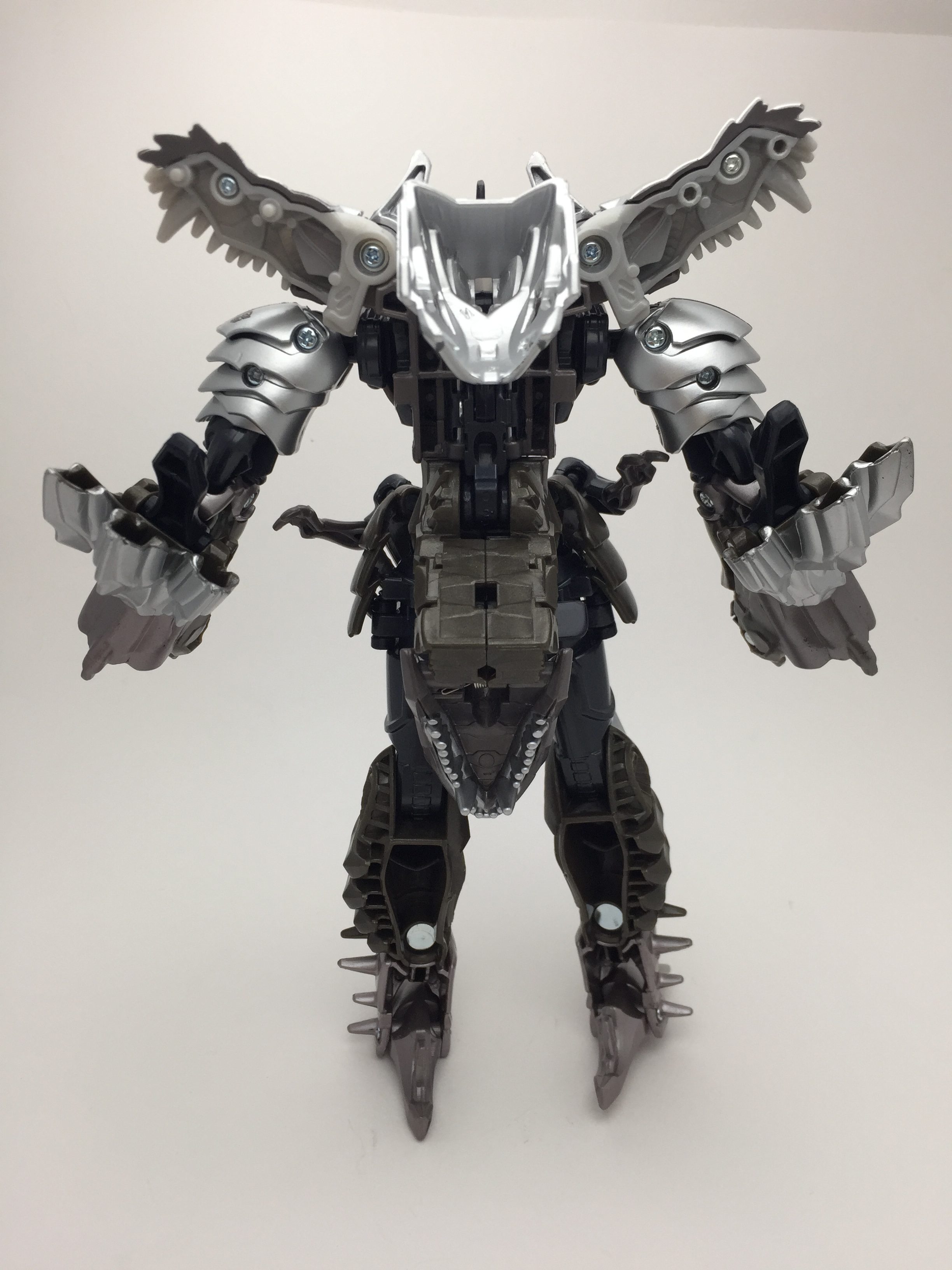 Grimlock, robot mode. (Transformers: The Last Knight)