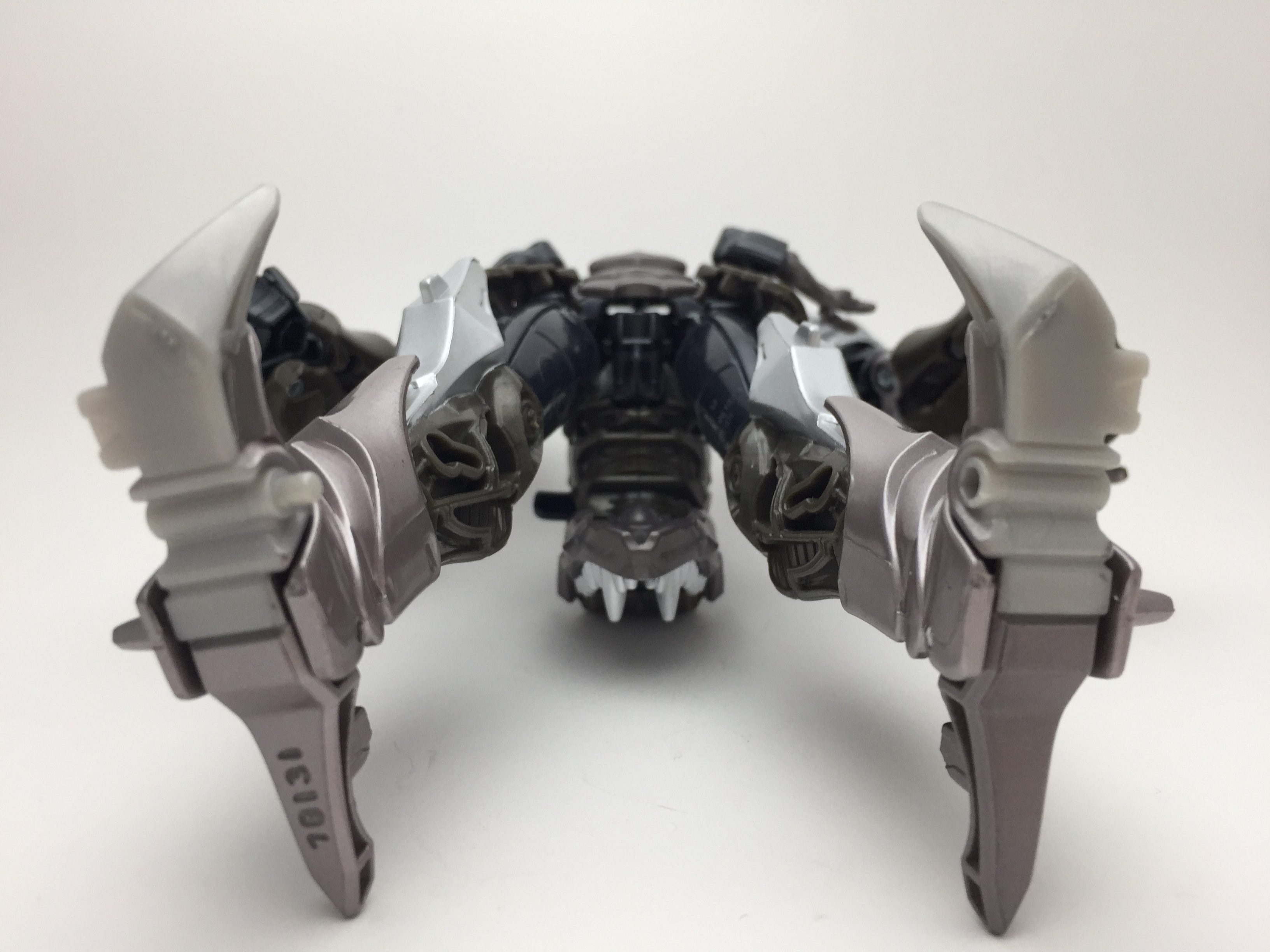 Grimlock, robot mode. (Transformers: The Last Knight)