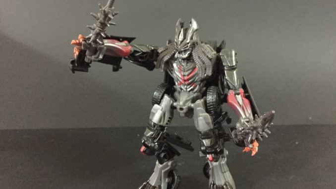 Berserker (Deluxe Class, Transformers: The Last Knight)