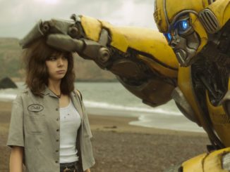 Left to right: Hailee Steinfeld as Charlie and Bumblebee in BUMBLEBEE, from Paramount Pictures.