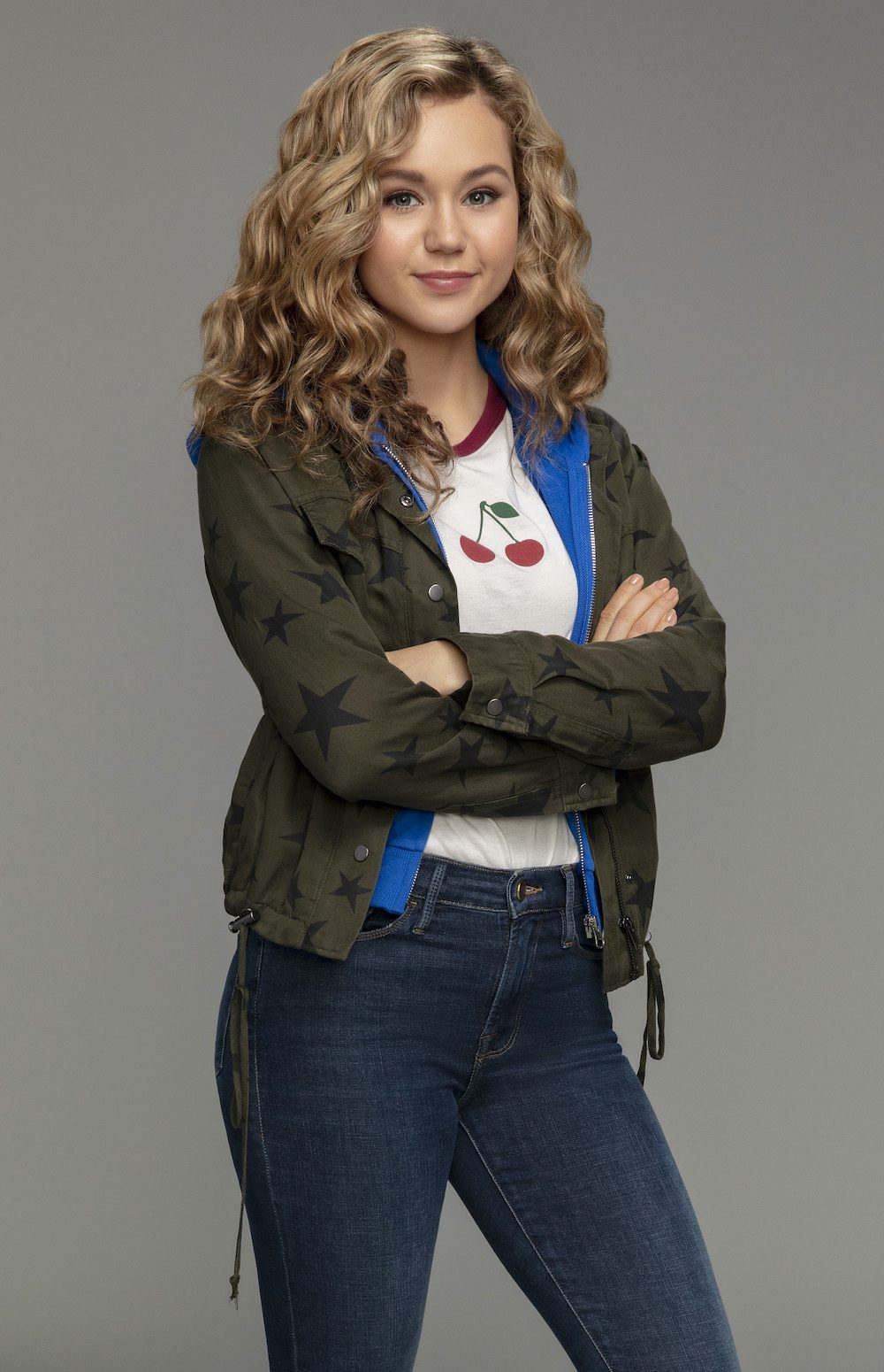 [television] Stargirl S Literal Star Brec Bassinger Geeks Out About Her Favourite Dc Heroes And