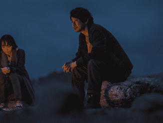 Ami (Mihaya Shirata) talks to Isamu (Masatoshi Nagase) in Last Shadow at First Light. (Credit: Pōtocol, Fourier Films, Studio Virc)