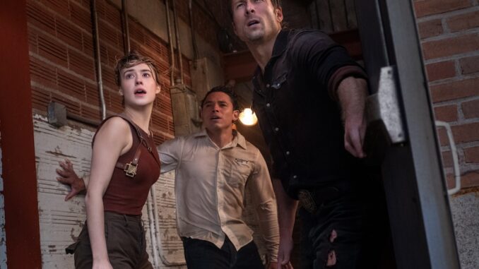 (from left) Kate (Daisy Edgar-Jones), Javi (Anthony Ramos), and Tyler (Glen Powell), in Twisters. (Credit: Warner Bros Pictures)