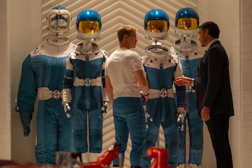 (L-R) Joseph Quinn as Johnny Storm/Human Torch and Pedro Pascal as Reed Richards/Mister Fantastic in 20th Century Studios/Marvel Studios' THE FANTASTIC FOUR: FIRST STEPS. Photo by Jay Maidment. © 2025 20th Century Studios / © and ™ 2025 MARVEL.